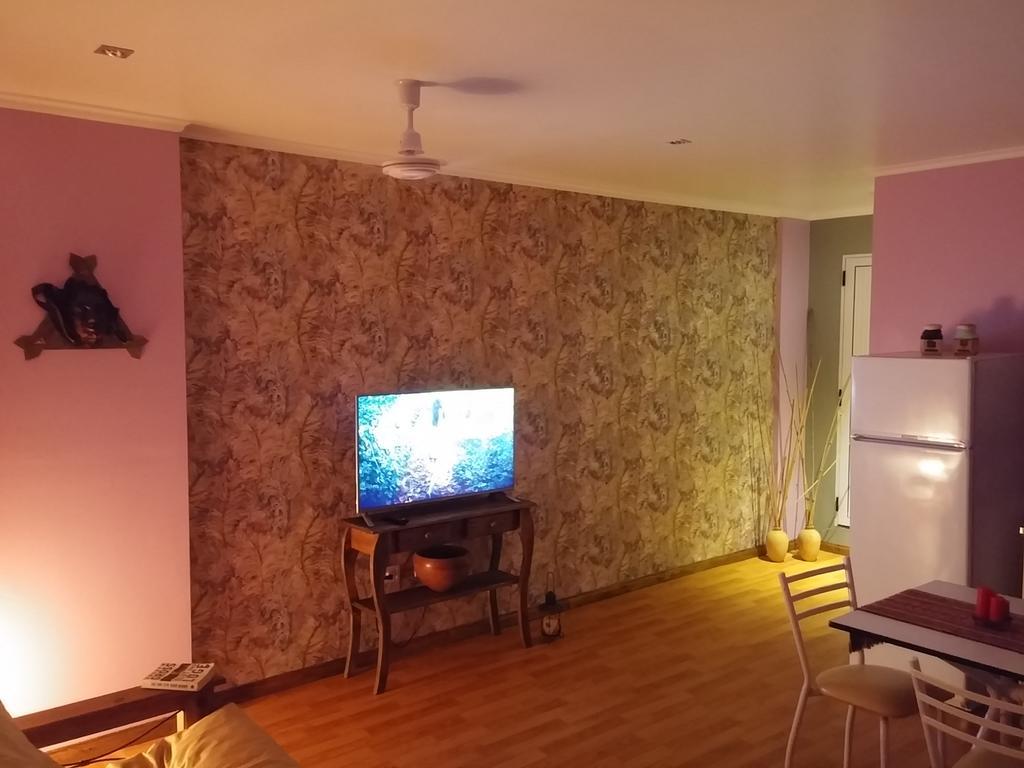 Casa 24 Puerto Iguazu Apartment Cameră foto